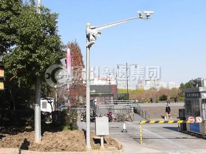 DJG-024，電子警察桿，治安監(jiān)控桿