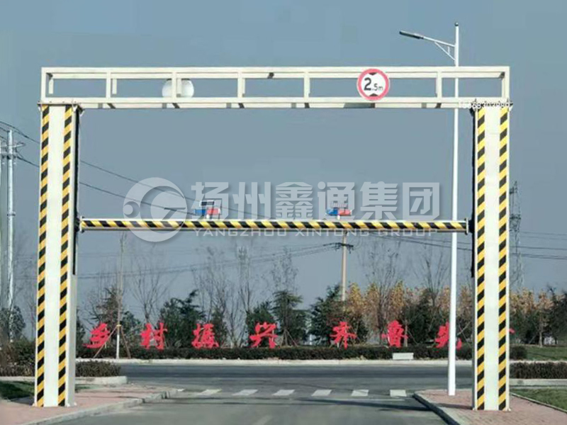 LMJ-028，升降式限高龍門架